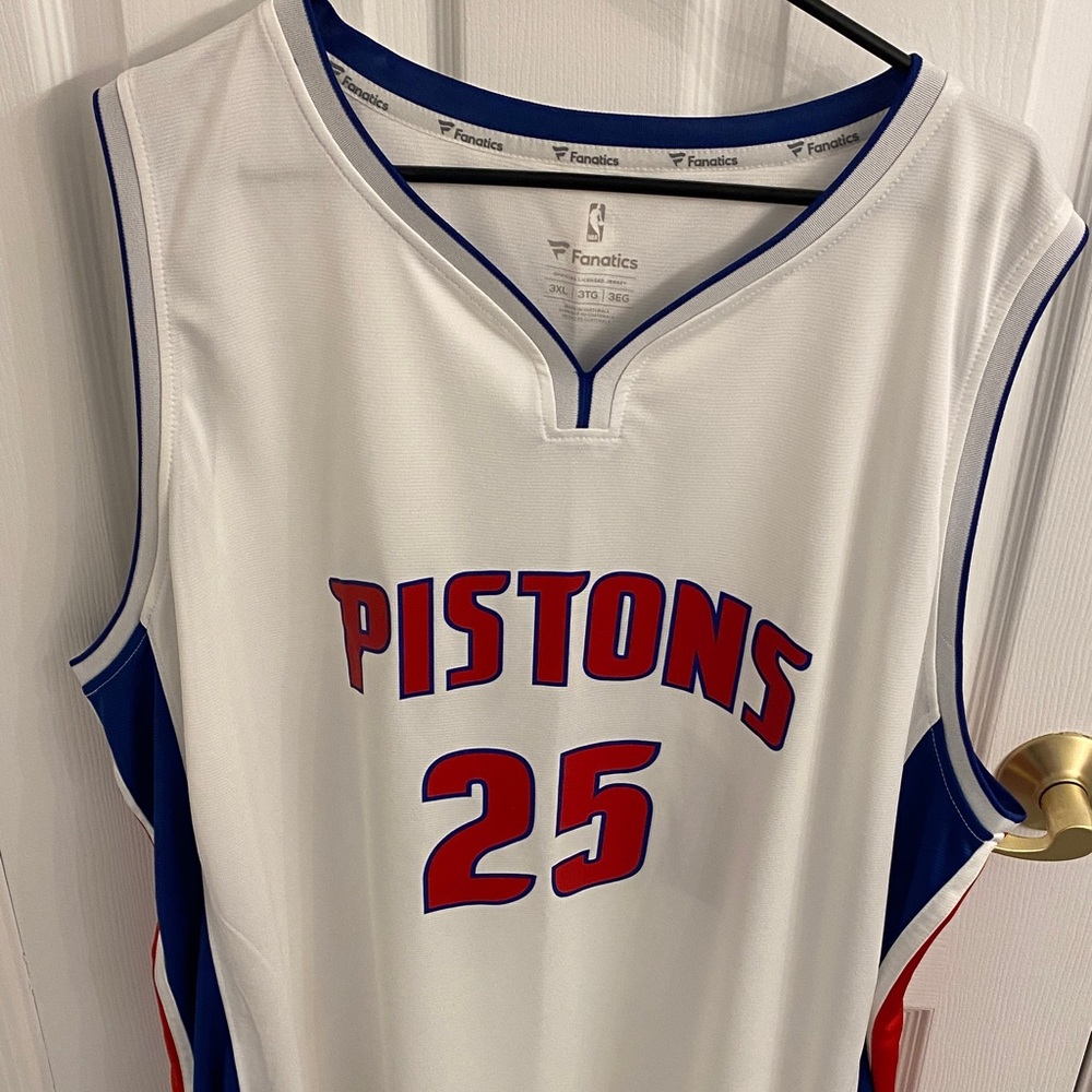 Fanatics Derek Rose Pistons White and Red Jersey